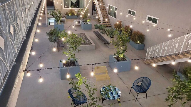Bleu Apartments