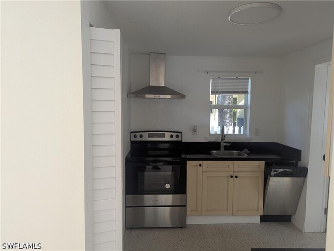 178 Evergreen Rd