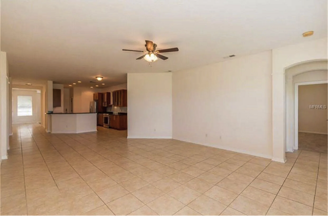 Photo - 6928 Mapperton Dr