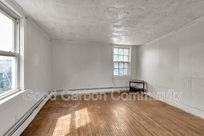 Building Photo - 111 Cottage St Unit 32 Rental