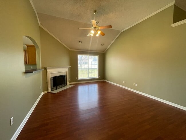 Photo - Beautiful home in Bartlett! Ready for your family!