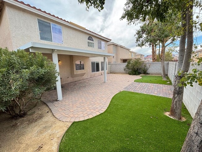 Photo - Beautiful two-story home with 4 BED / 2.5 ...