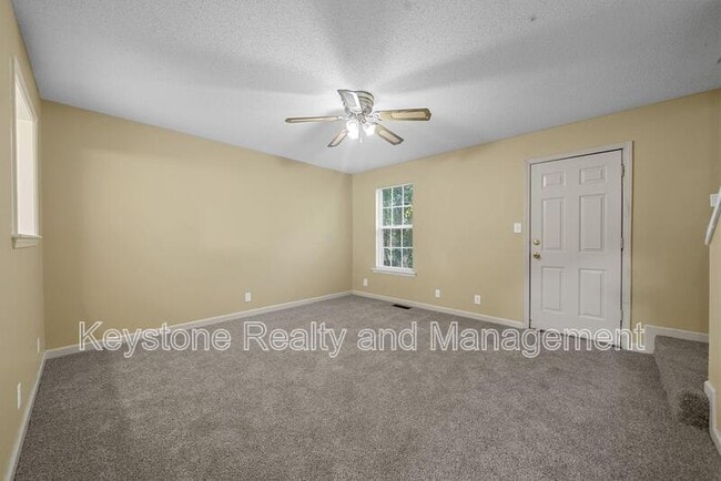 Photo - 3252 Tower Dr