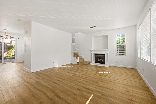 Photo - 2023 Northfield Dr