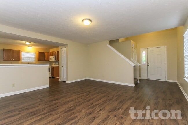 Photo - 3713 Mechanicsburg Dr