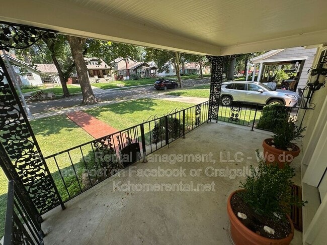Photo - 7208 Jefferson St