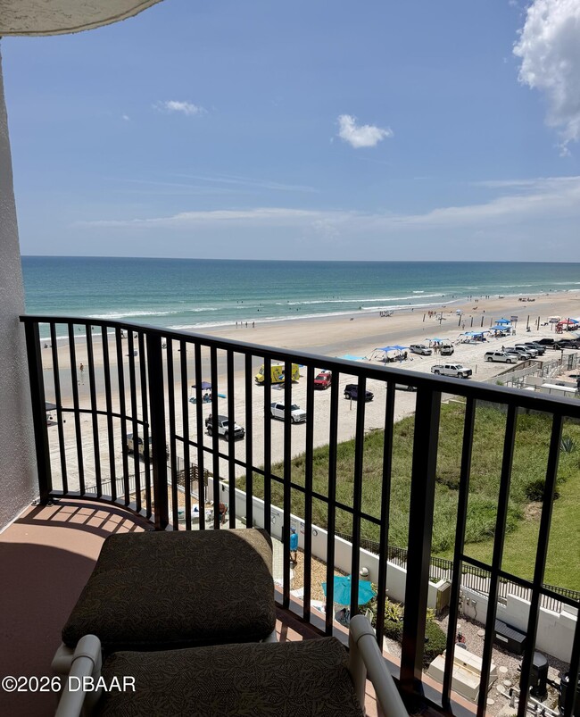 Photo - 3757 S Atlantic Ave Unidad 507