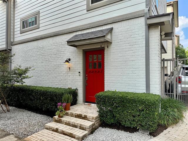 Building Photo - 5922 Hudson St