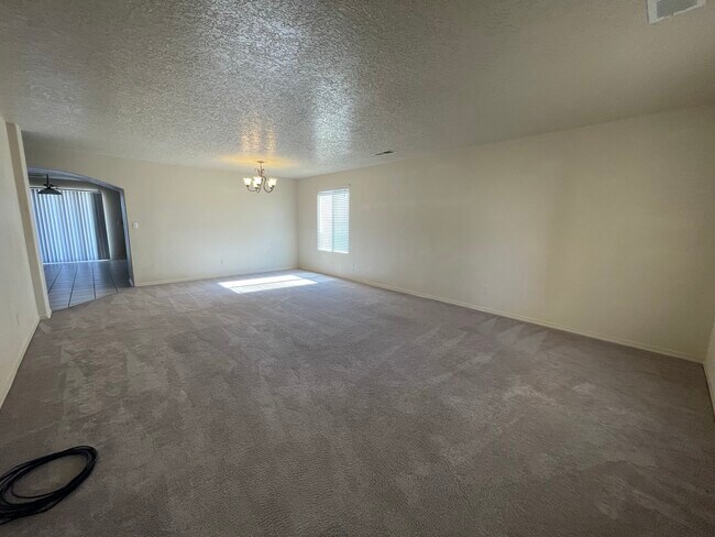 Photo - 9620 Sundoro Pl NW