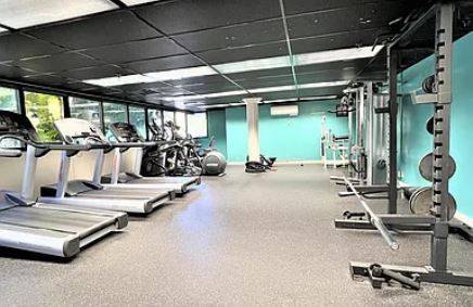 Photo - 5 Embarcadero W Unit 215