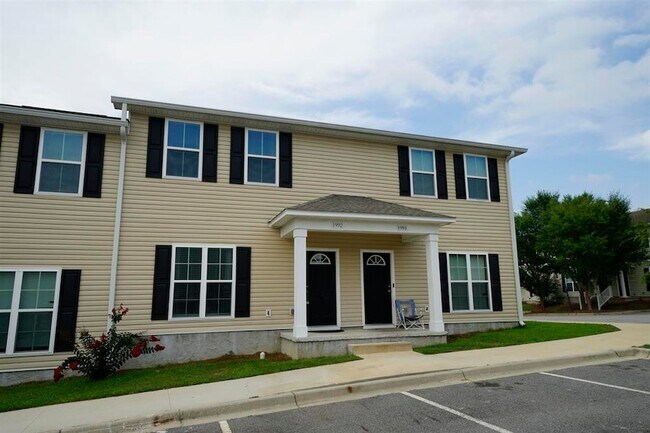 Photo - 1992 Green Castle Ln