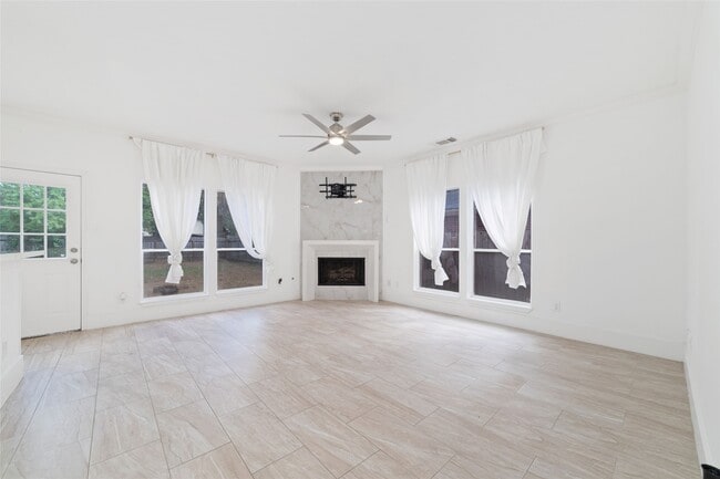 Photo - 5214 Bay Pines Dr