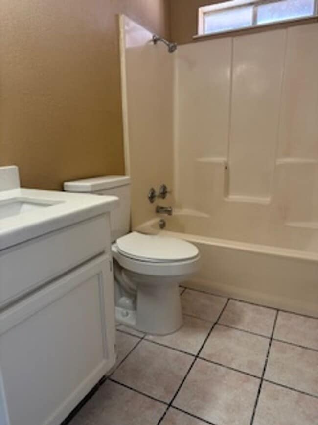 Photo - 1410 State St