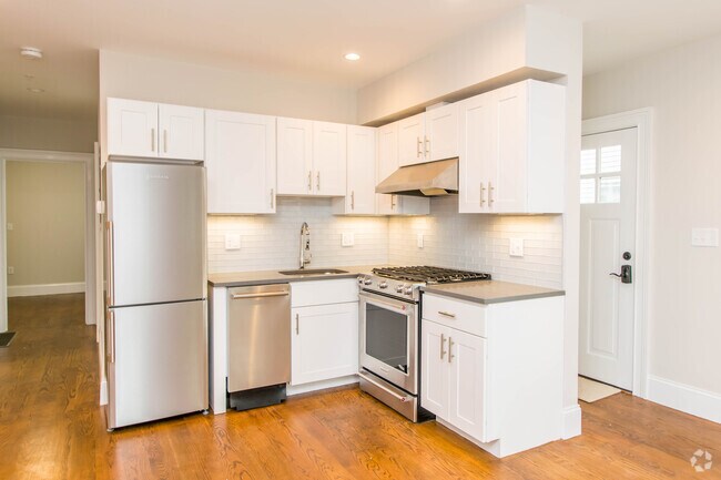 Building Photo - 132 Columbia St Unit 1 Rental