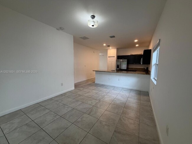 Photo - 273 SE 31st Ave