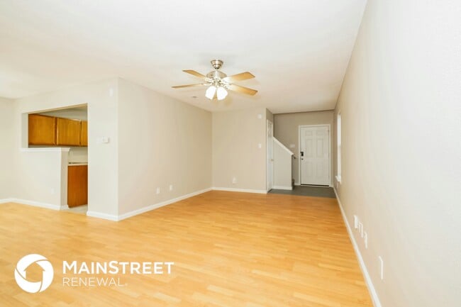 Photo - 1146 Freemont Ln
