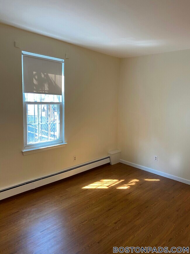 82 S Huntington Ave Unit 2