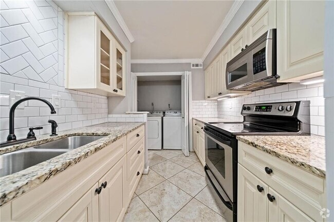 Building Photo - 188 Triumph Dr NW Rental