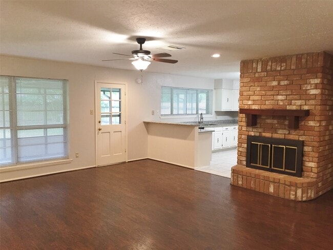 Building Photo - 22815 Merrymount Dr Rental