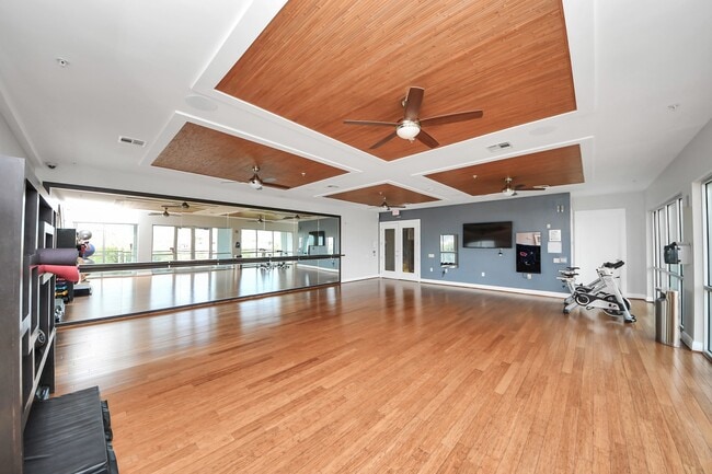 Photo - 5455 Richmond Ave.