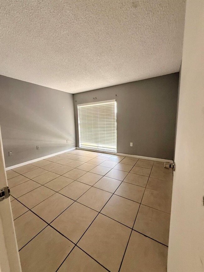 Photo - 8775 Park Blvd Unit 412