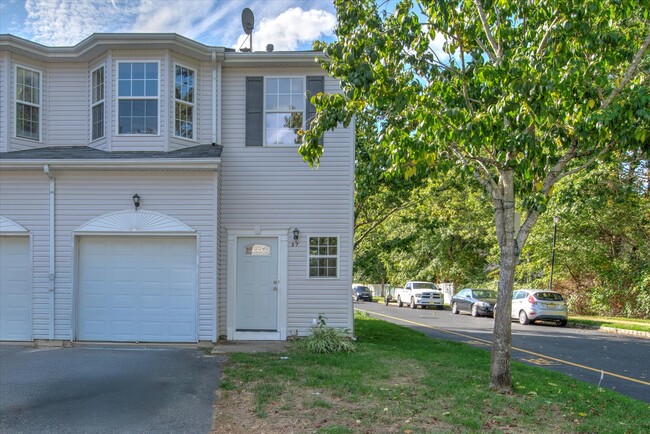 Photo - 27 Esplanade Way Townhome