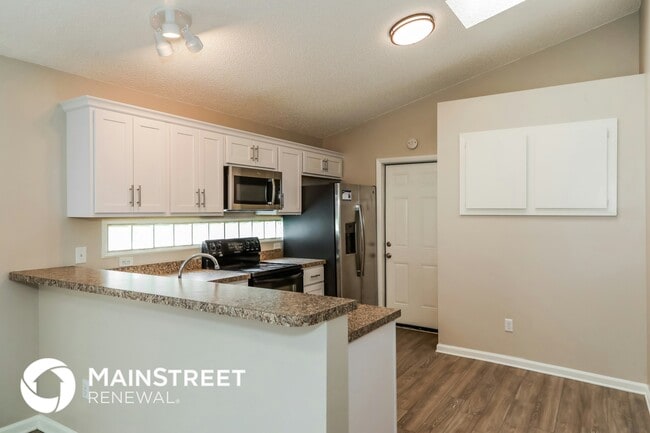 Photo - 1267 Suffolk Pl