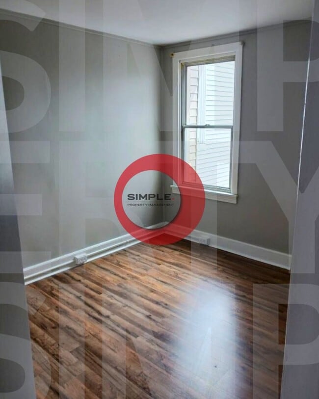 Photo - 130 S 12th St