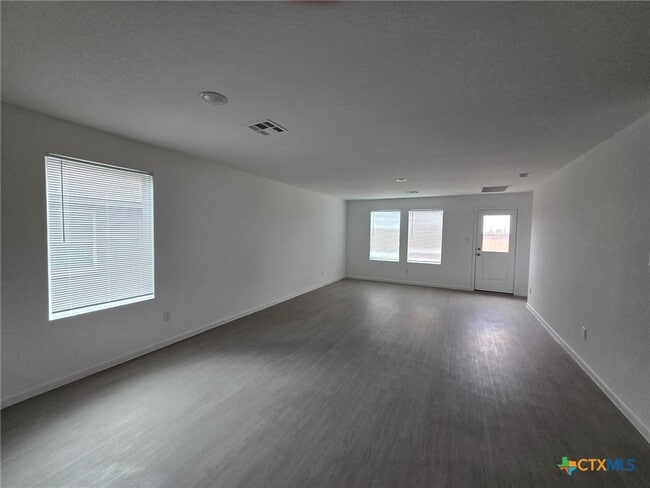 Building Photo - 3557 Canyon Ridge