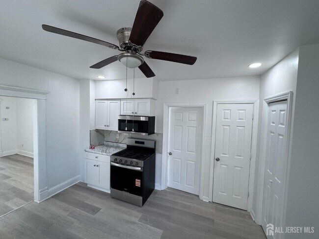 164 Lynd St Unit 2