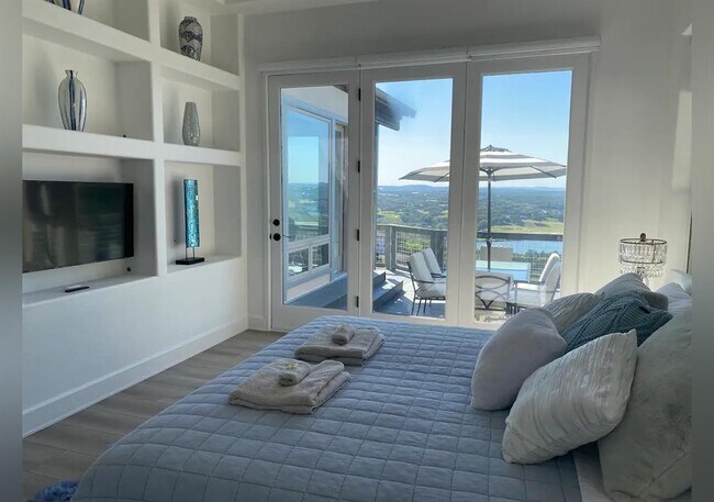 Photo - 5924 Lookout Mountain Dr