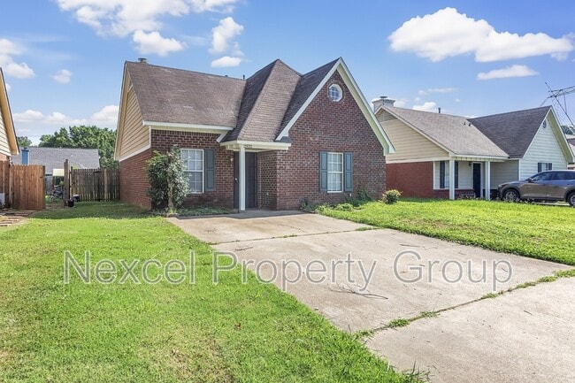 Photo - 2932 Churchwell Dr