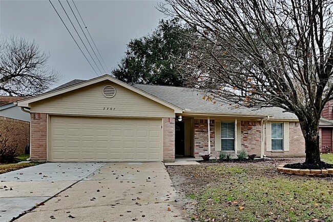 Photo - 7707 Woodland W Dr Casa