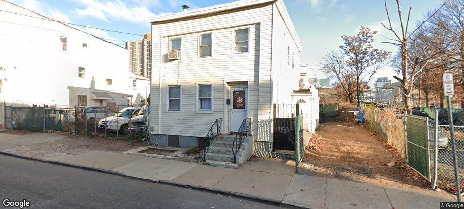 Photo - 60 E Kinney St