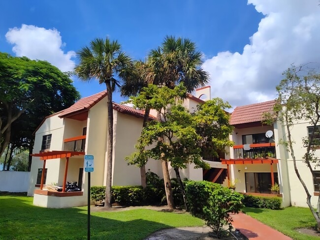 Building Photo - 8530 SW 149th Ave Unit 916 Rental