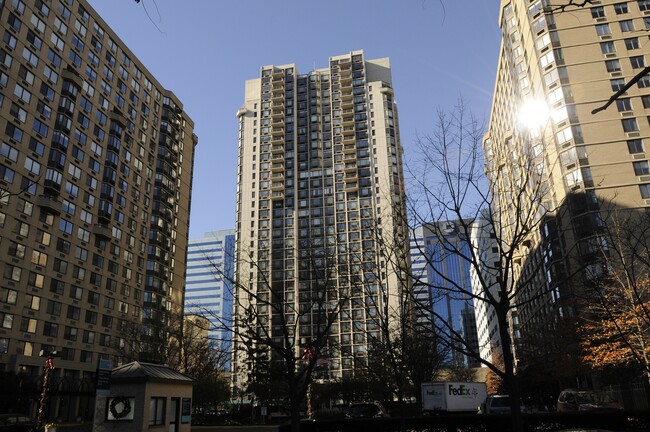 Edificio de gran altura frente al río Hudson - 45 river drive south Unidad Apt 1407