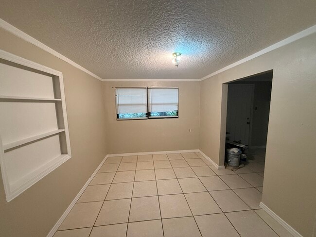 Photo - 1270 N Sparkman Ave