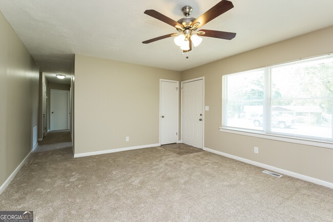 Photo - 5848 Ronnie Dr