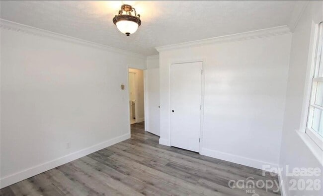 Photo - 67 Whispering Pnes Rd