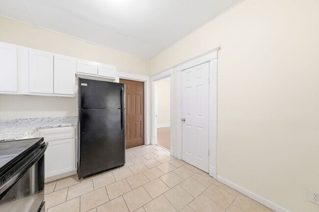 3507 Ohio Ave Unit 1st Floor Unit