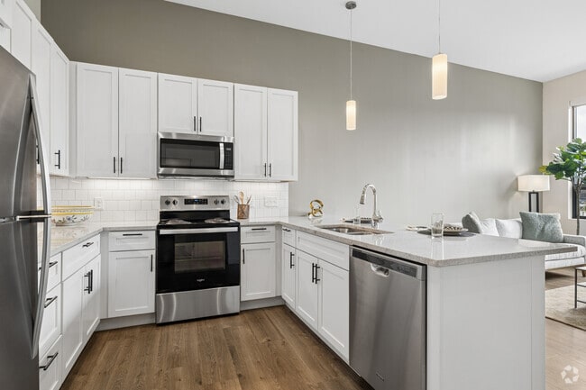 Interior Photo - 121 Larchmere Apartments