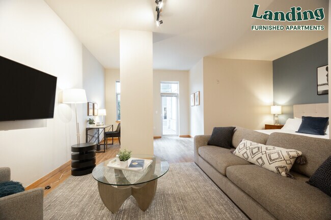 Photo - 925 NW Hoyt St Apartment Unit 101.4759