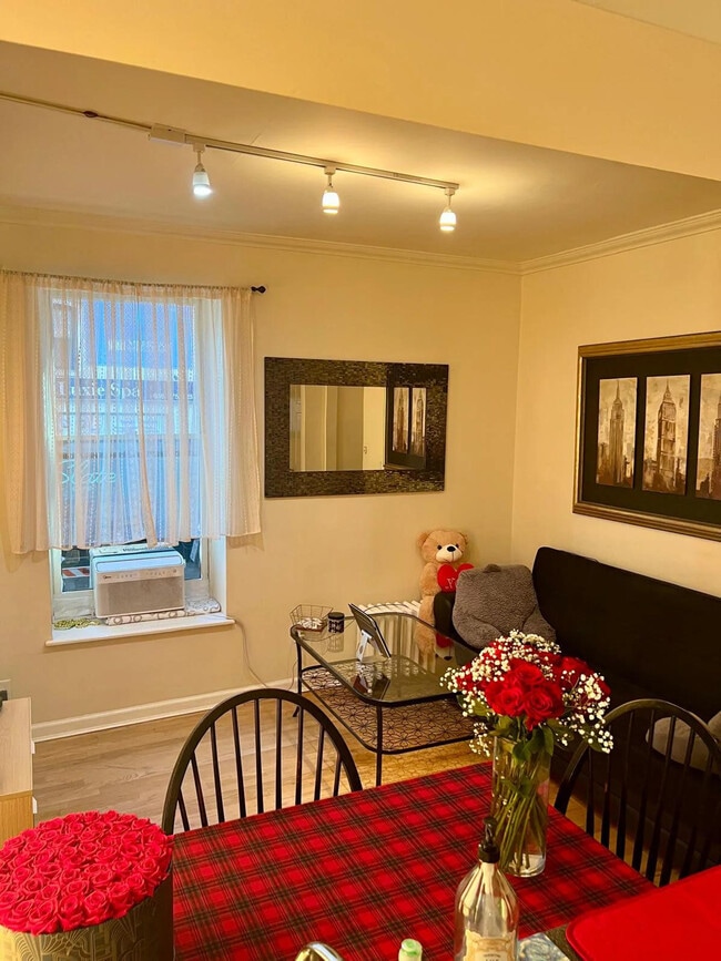 Photo - 221 E 50th St Unit ID1323997P