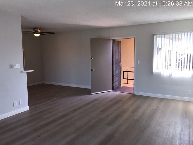 Photo - 350 South Manhattan Place