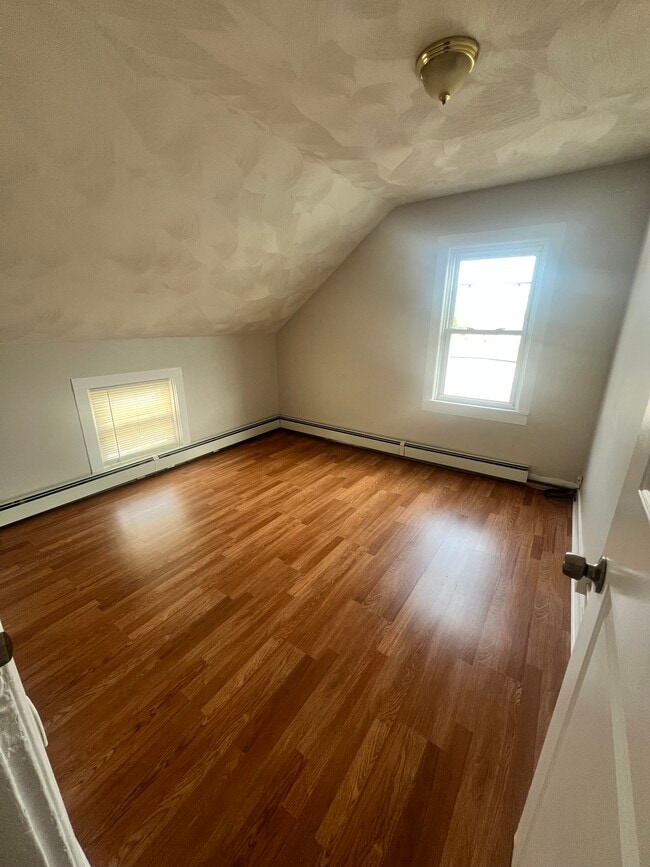 24 Lincoln Ave Unit 24 Lincoln