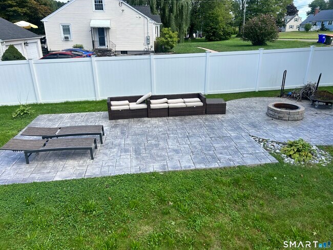 Photo - 381 Hope Hill Rd