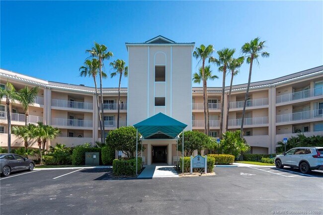 Building Photo - 5799 NE Island Cove Way Unit 1104 Rental