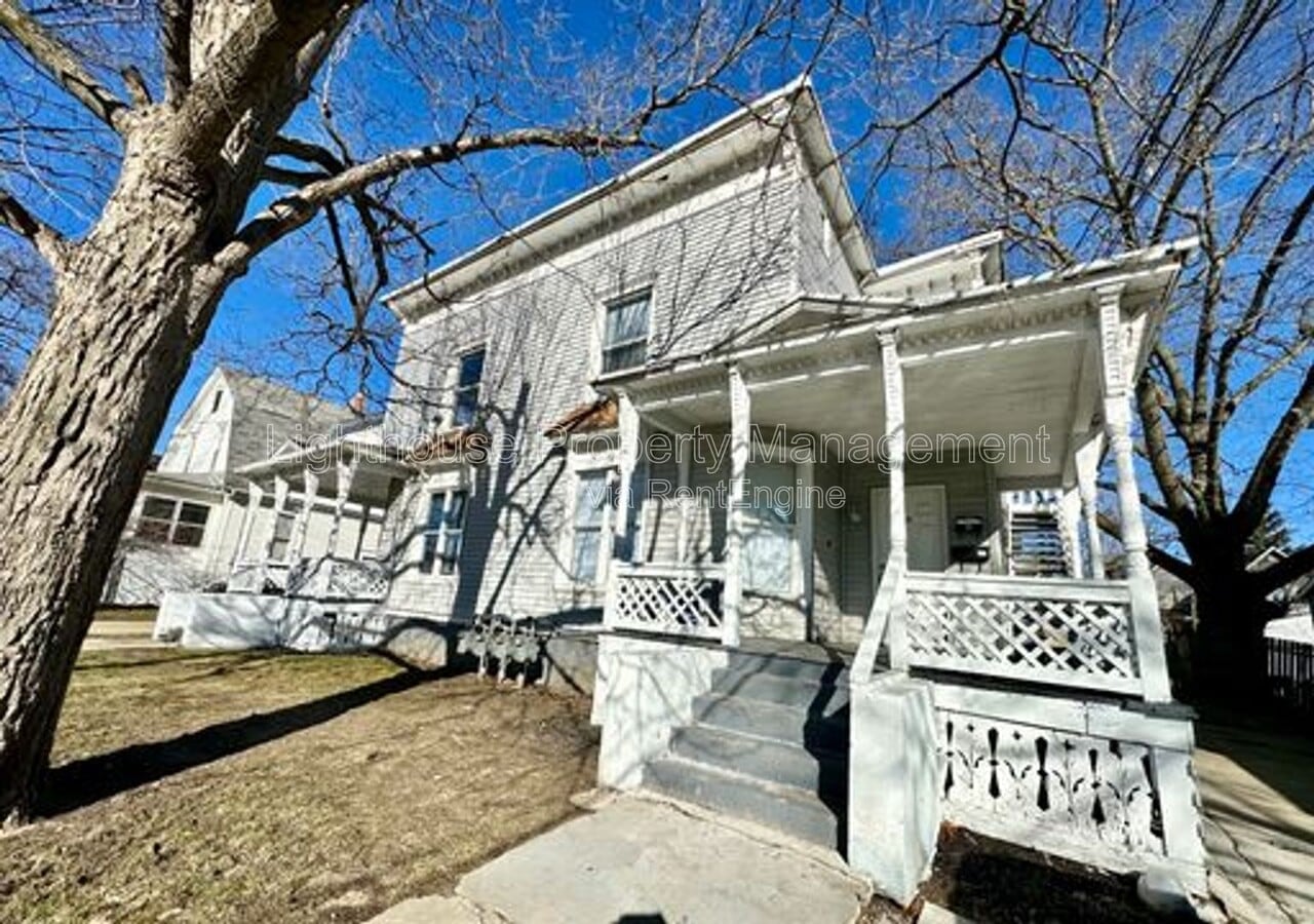 Photo - 43 McKinley Ave N