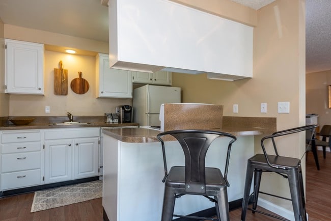 Photo - Pinewood Terrace