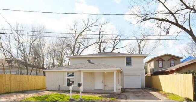 Photo - 3007 Grovey St